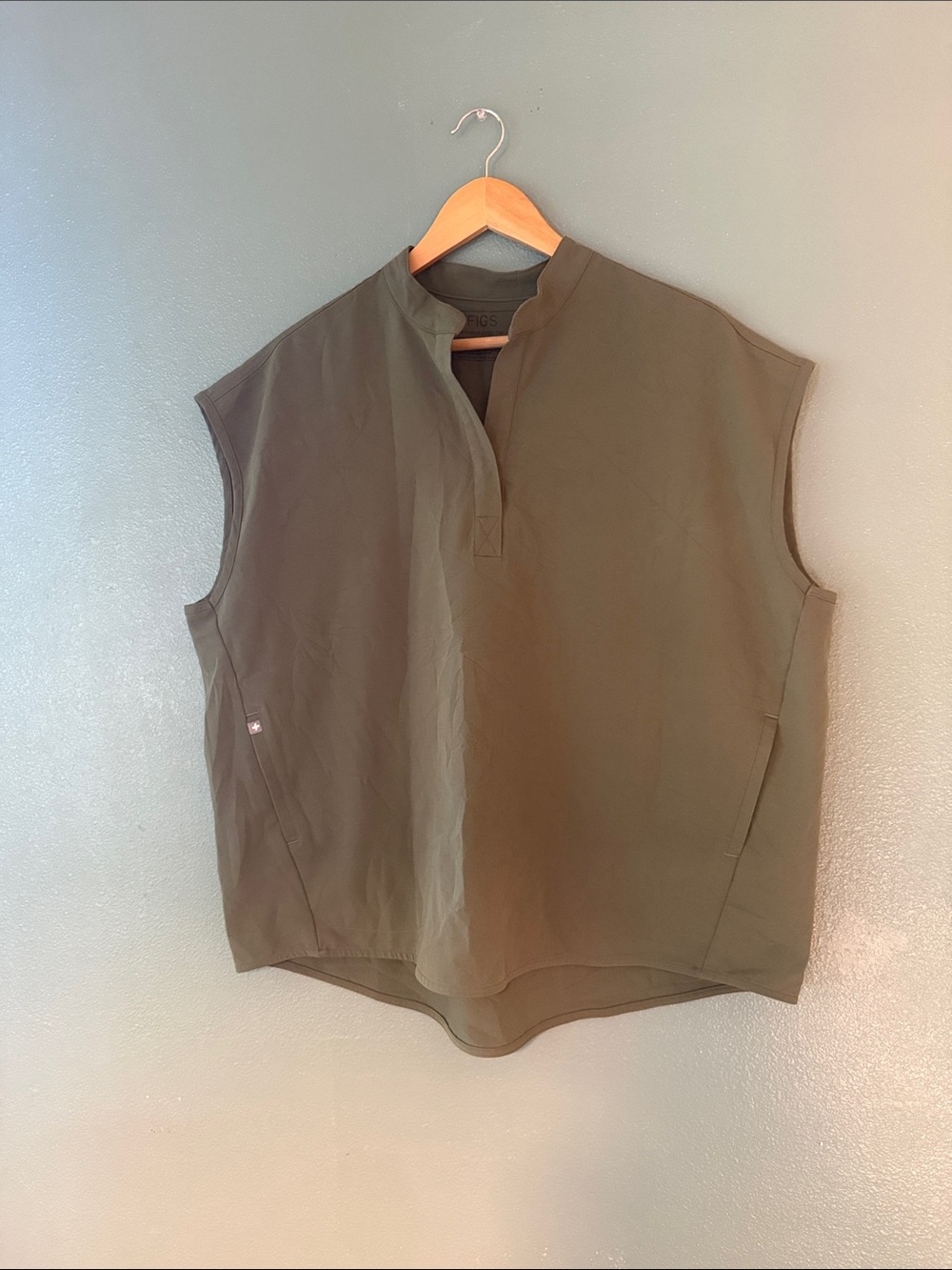 Figs Olive Sleeveless Tunic Top